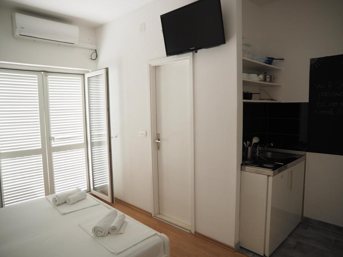 Apartmani Makarska Buitenkant foto
